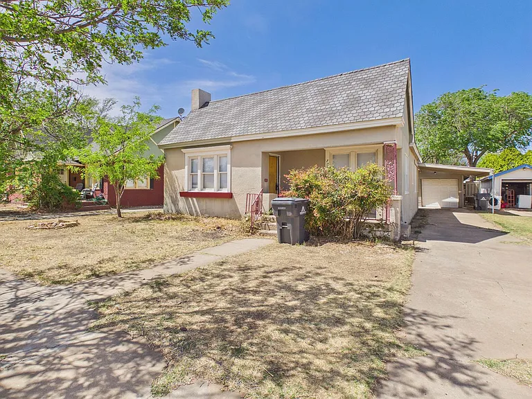 701 Sunset Ter — Photo 2