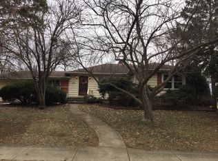251 E Le Moyne Ave, Lombard, IL 60148