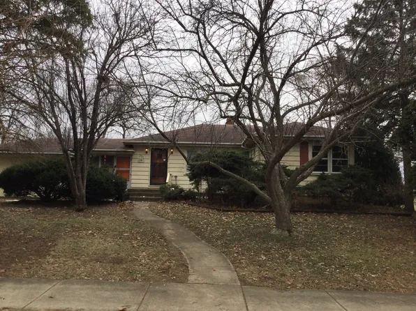 251 E Le Moyne Ave, Lombard, IL 60148