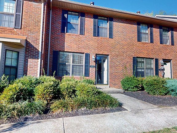Front of townhouse