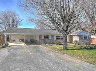 536 Spruce St, Morristown, TN 37813