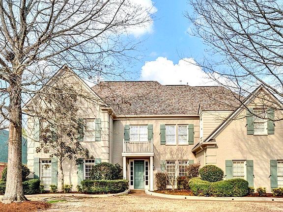 2nd image of 1745 Groveway Dr