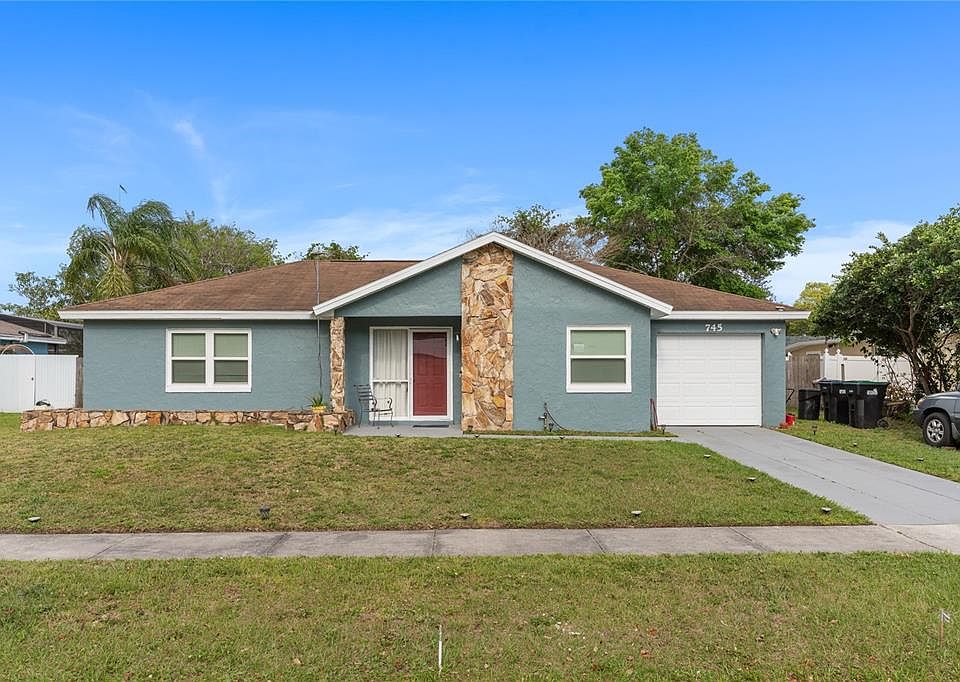 1st image of 745 CALIFORNIA WOODS CIRCLE