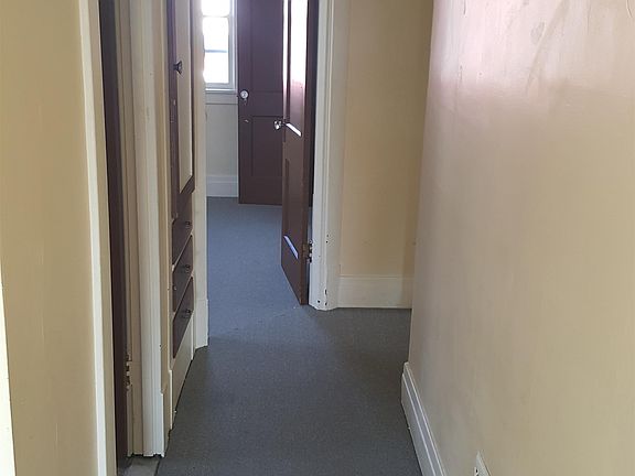 5th image of 276 Davidson Ave #2