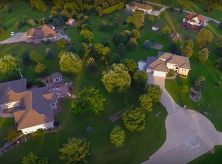 2107 Aspen Ln, Charles City, IA 50616