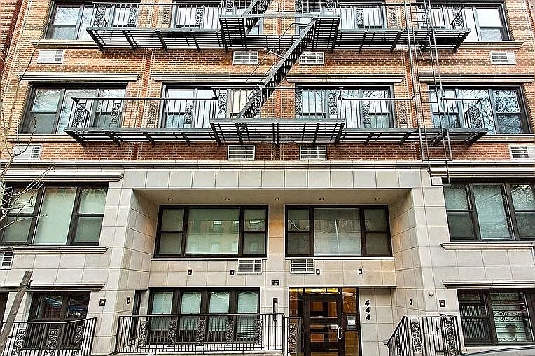 2nd image of 444 E 87th St APT 2E