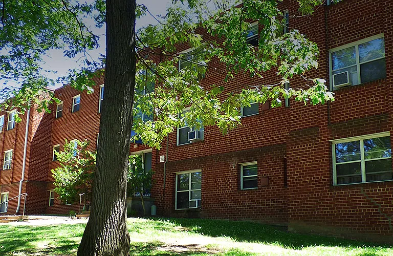 Royal Oak Apartments II, LLC — Photo 8