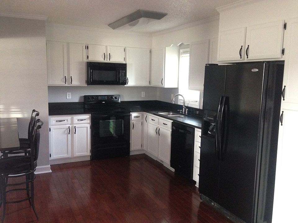 1st image of 2110 Essex St