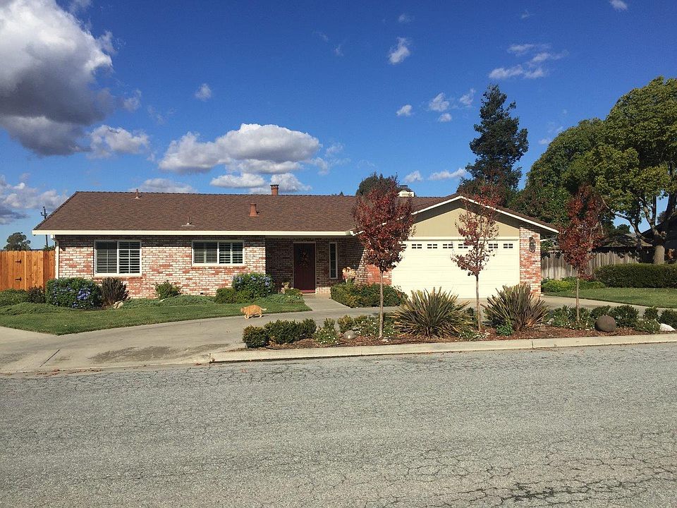1st image of 95 Jonquil Ln
