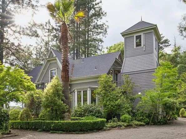801 Dry Creek Road, Healdsburg, CA 95448