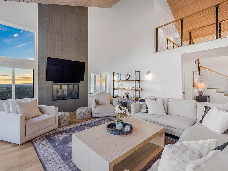 7030 Shepard Mesa Rd — Photo 8