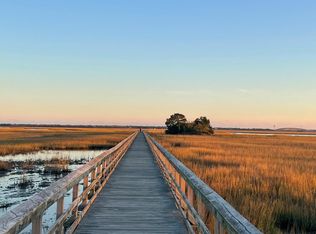 1629 Prince Edward St, Mount Pleasant, SC 29466