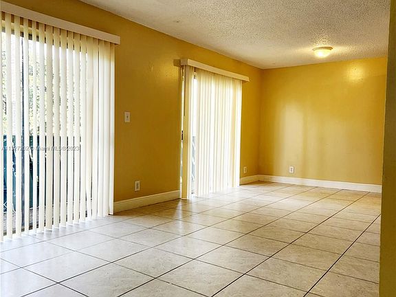 4th image of 8913 NW 28th Dr #39