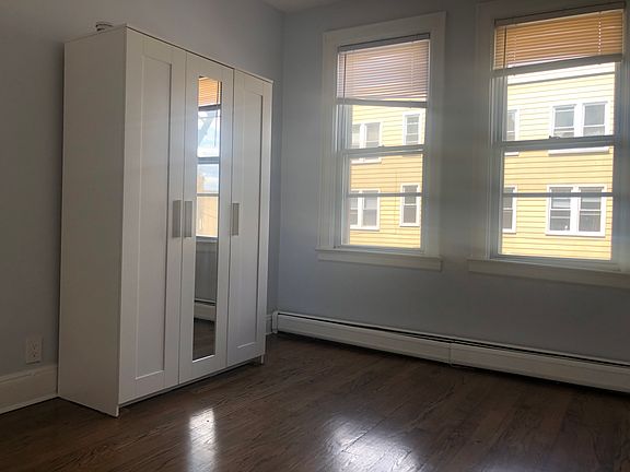 4th image of 233 Liberty Ave #11E
