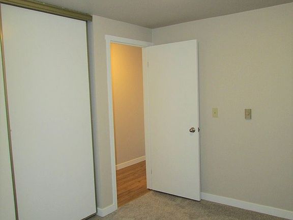 4th image of 1433 NW 64th St APT 403