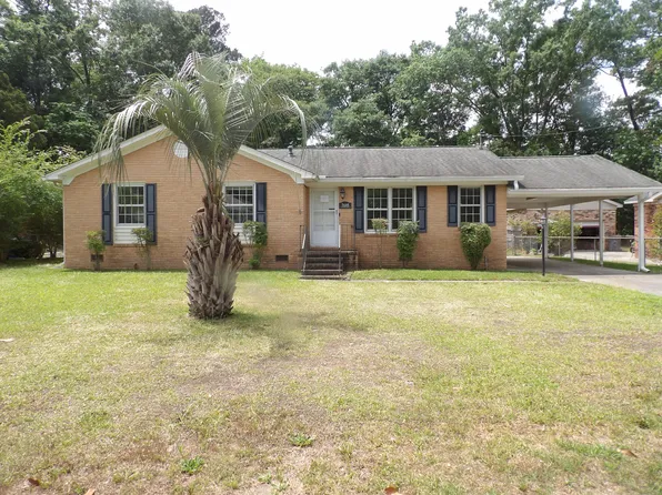 7695 Picardy Pl, North Charleston, SC 29420