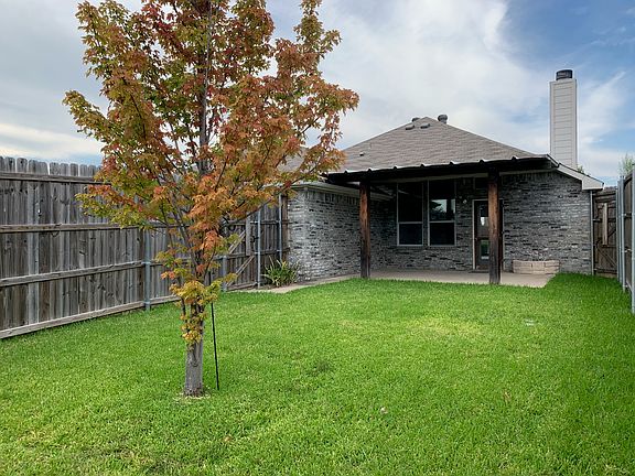 2nd image of 715 Fleming Dr