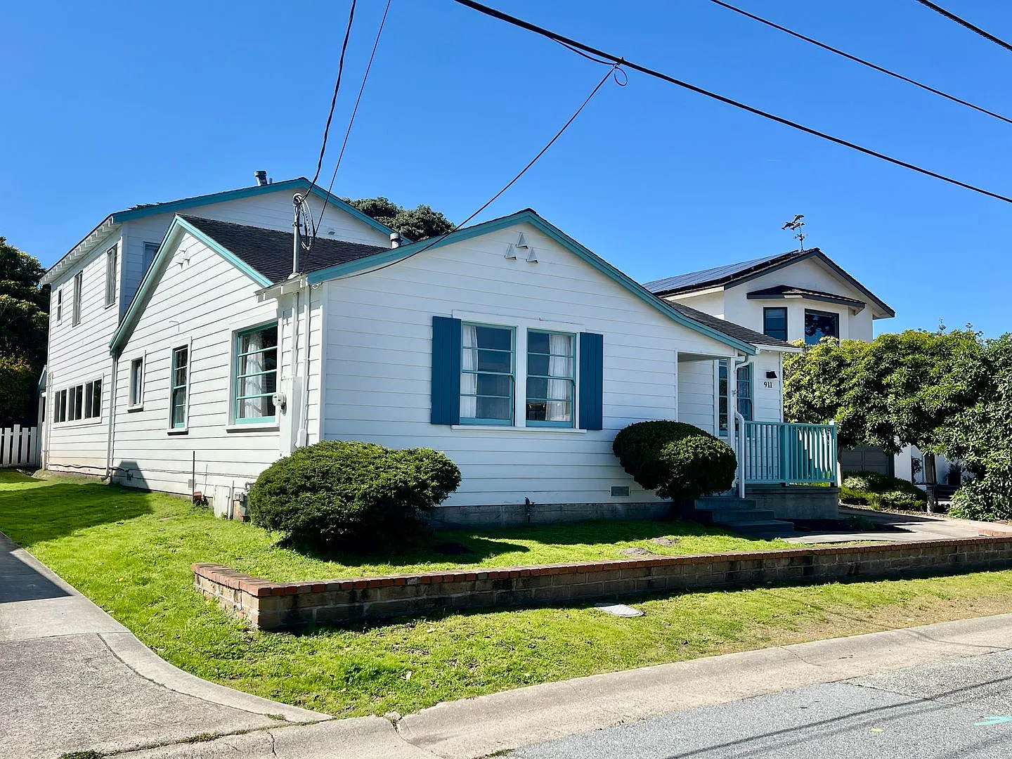 Charming Furnished Home In Pg Available Immediately!! — Photo 3