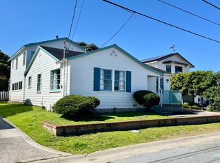 911 Ripple Ave, Pacific Grove, CA 93950