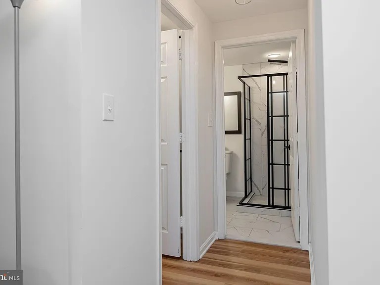 7317 Castleberg Ct — Photo 25