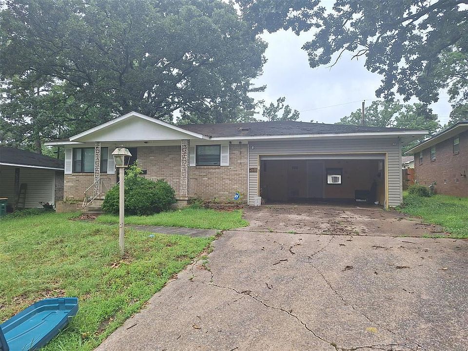 1st image of 2612 Montreal Dr