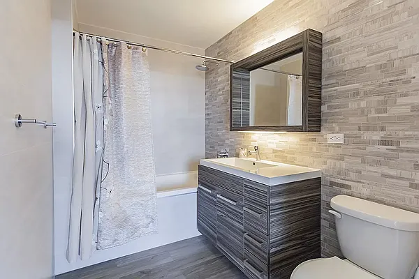 Rented by Realmart Realty LLC | media 29