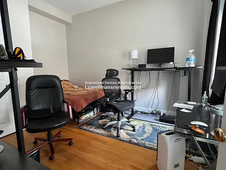 725 Merrimack St #102 — Photo 8