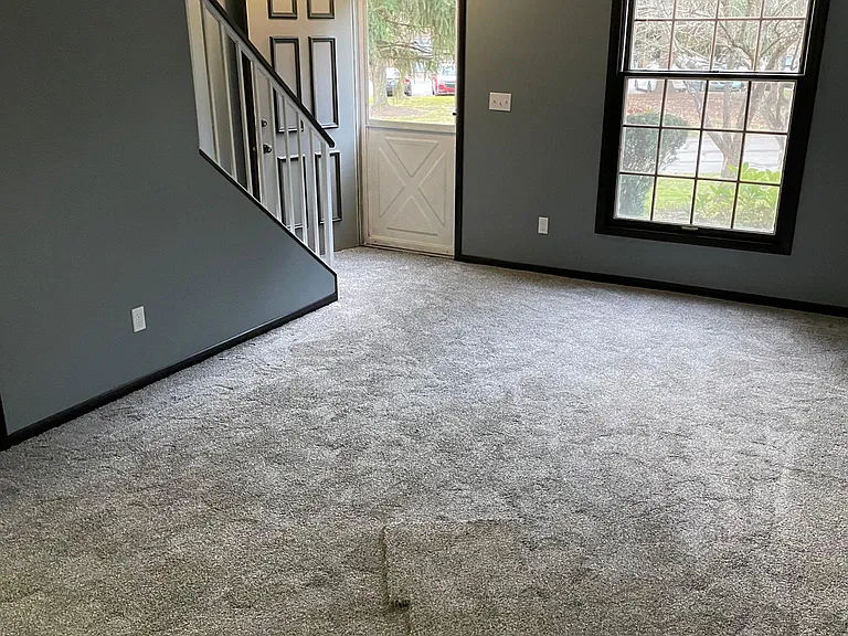 737 Lakeview Dr — Photo 6