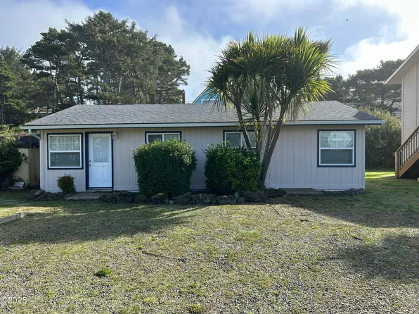 5323 SW Pacific Coast Hwy, Waldport, OR 97394