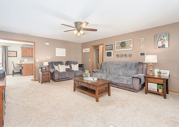 4th image of 41 Barney Way