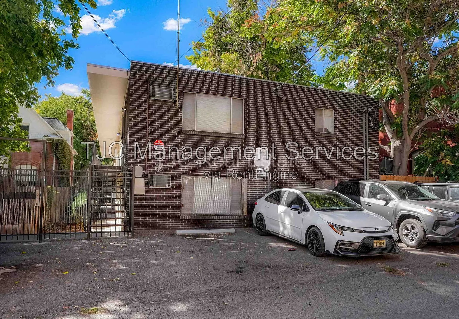 2 bed, 1.0 bath, 725 sqft, $1,285 — Photo 2