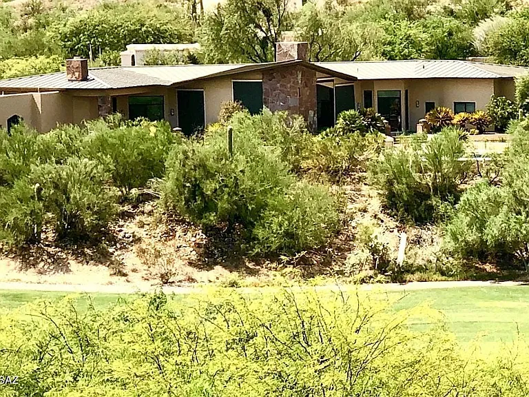 3171 E Via Palomita — Photo 32