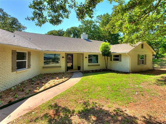2nd image of 6504 Crooked Oak Dr