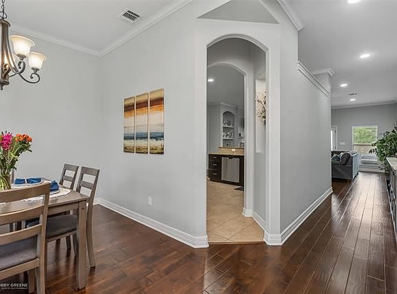 5th image of 2154 Sweet Bay Cir