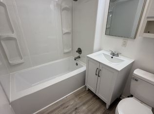 97 W 8th St, Oswego, NY 13126