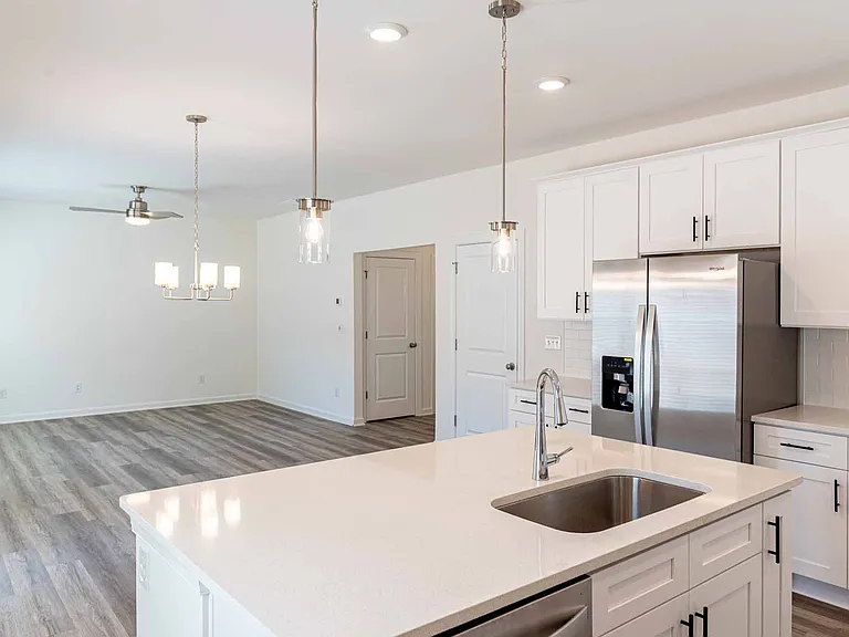 3348 Pepperpike Ct — Photo 9