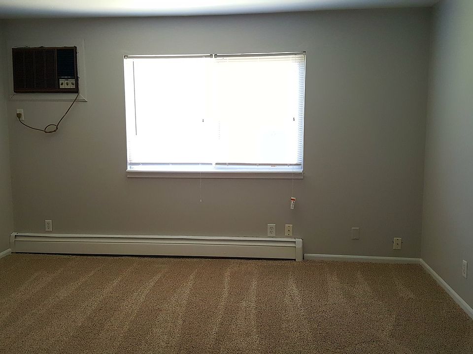 1st image of 2329 30th St SW APT 204