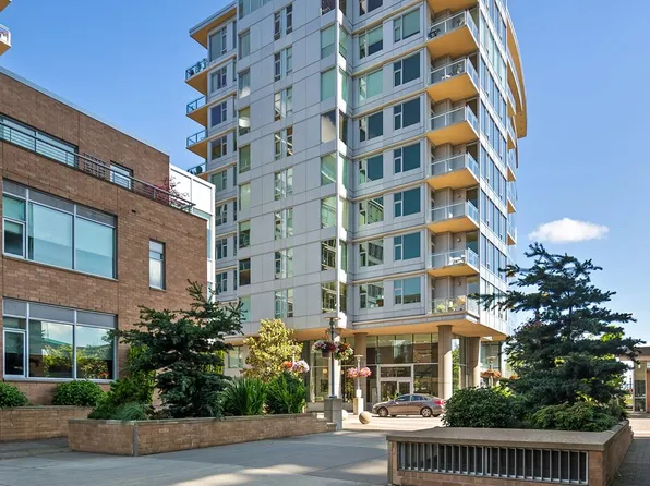 1900 S River Dr Unit N801, Portland, OR 97201