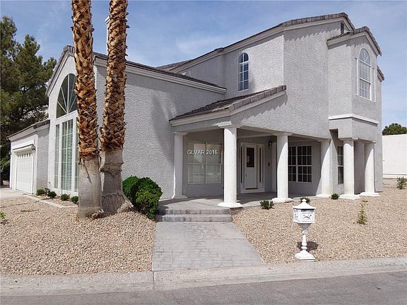 2nd image of 2830 Queens Courtyard Dr #0