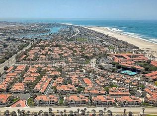 2200 Martinique Ln, Oxnard, CA 93035