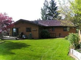 311 Forest Dr, Brinnon, WA 98320