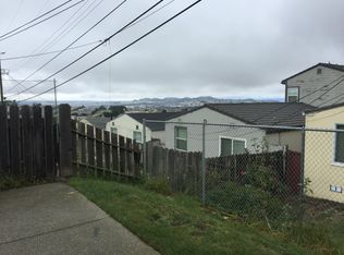 33 Oceanside Dr, Daly City, CA 94015