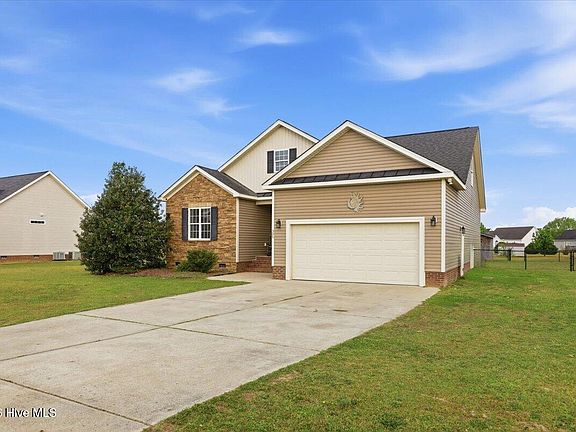 2nd image of 305 Wakefield Drive