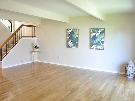 2nd image of 3007 Bolgos Cir