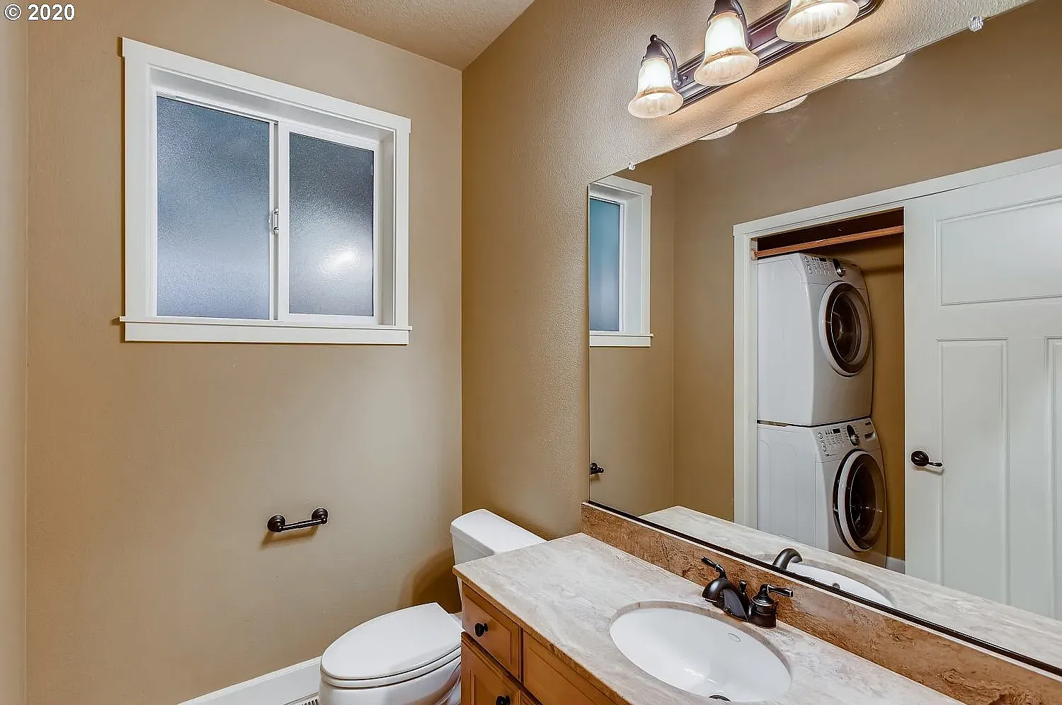 3 bed, 1863 sqft, $2,900 — Photo 4