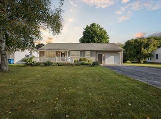 407 Saint Clair St, Sheridan, MI 48884