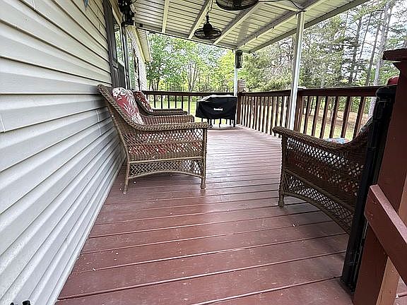5th image of 173 McDowell Rd