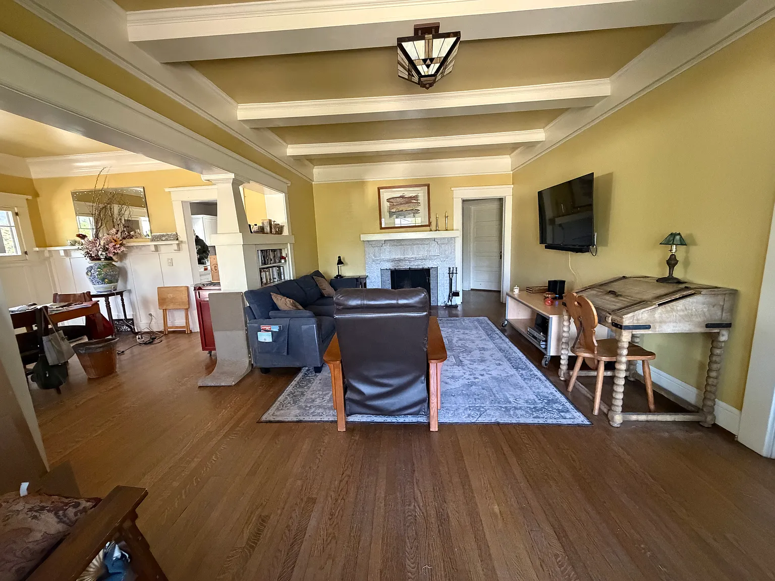 3 bed, 1604 sqft, $4,200 — Photo 4