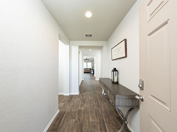 2nd image of 1830 Glademeadow Ln