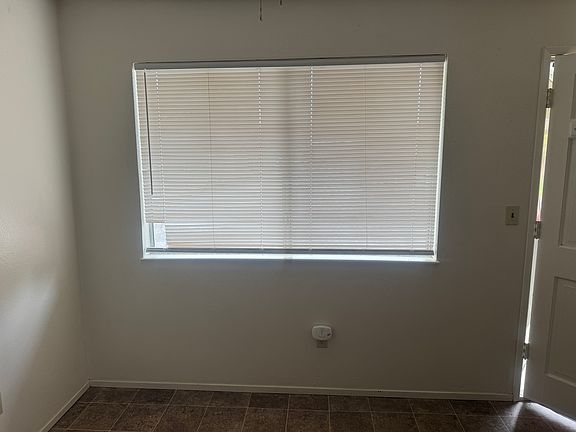 2nd image of 1220 Fairview Dr #1